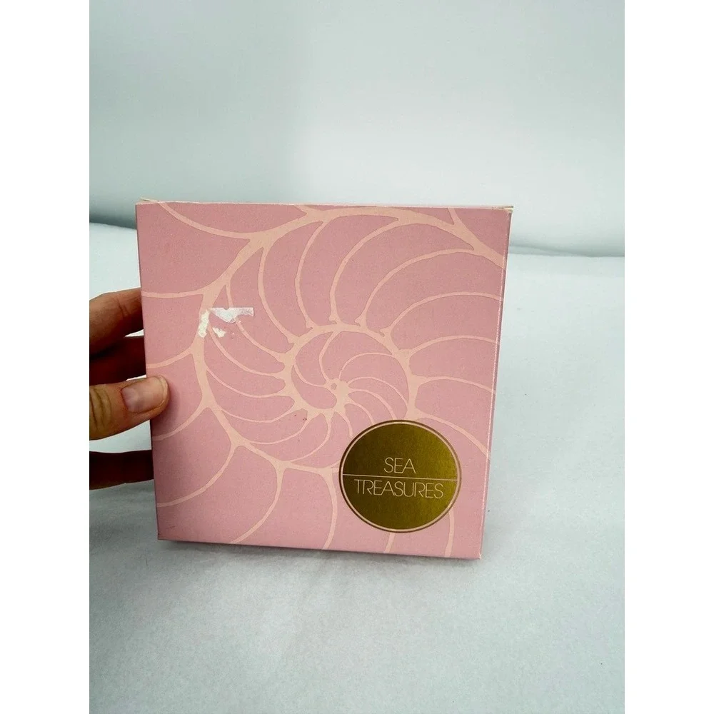 Avon Sea Treasures Shell Guest Soaps Vintage Pink Nautical Decor 4oz NOS in Tin